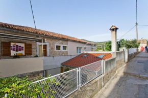 Apartments with a parking space Hvar - 23410